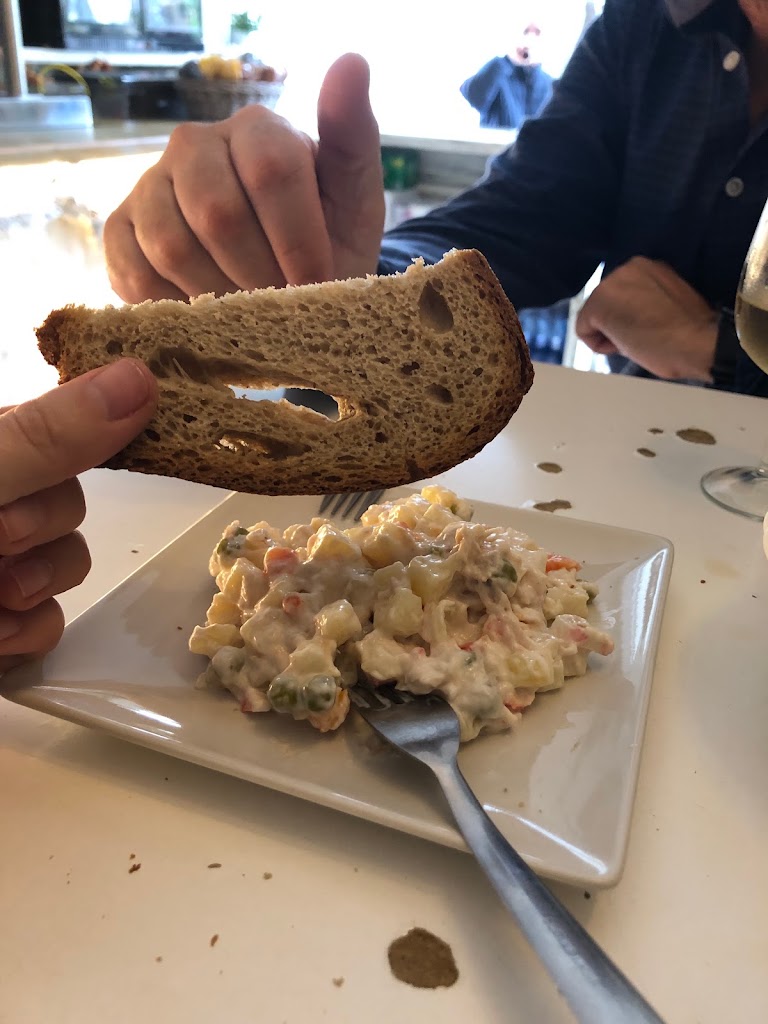 Bar El 27 — Comida y bebida