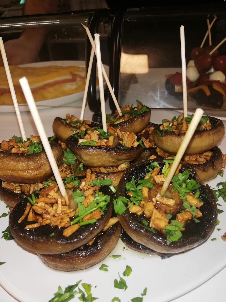Bar de Ula — Comida y bebida