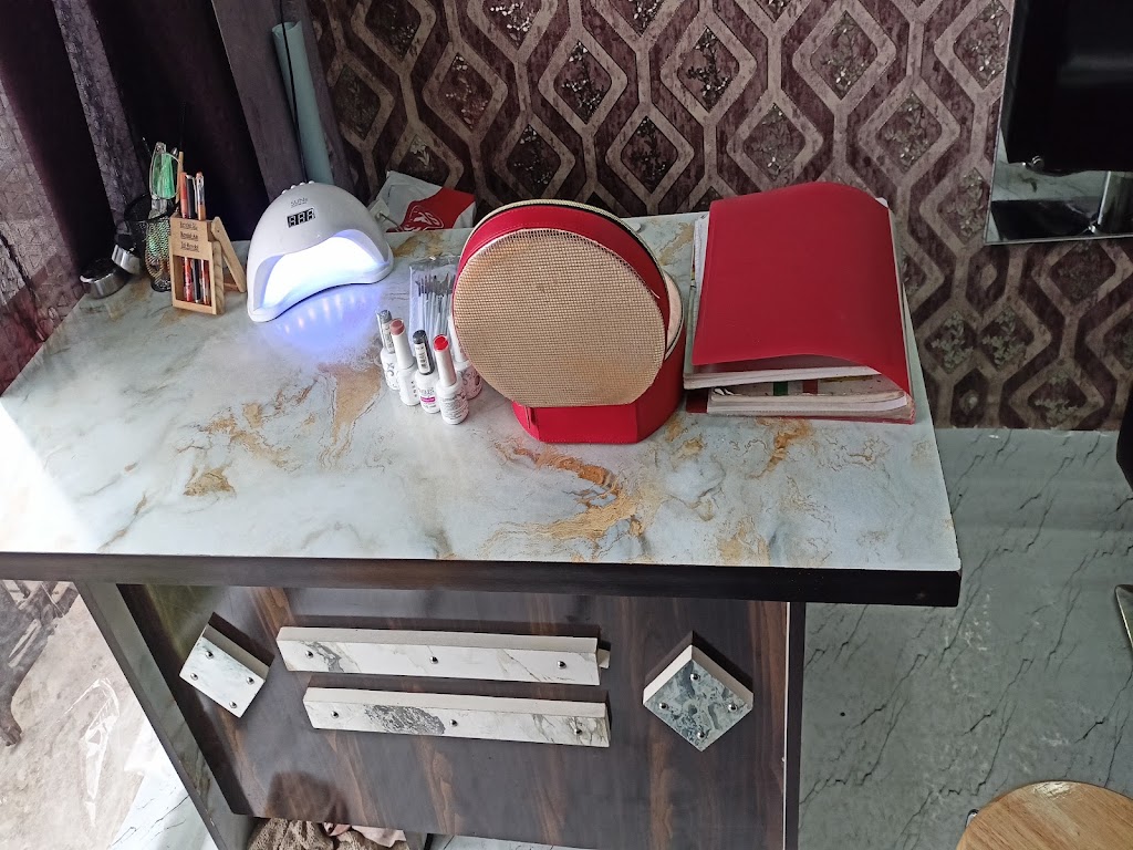 Moon Beauty Academy Salon