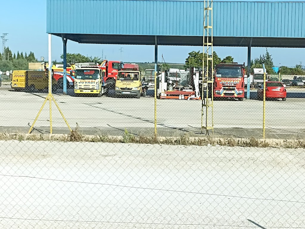 GRUAS Y DESGUACE JUVADI