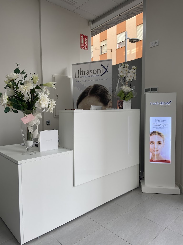 CLINICA ESTETICA VALDERRAMA
