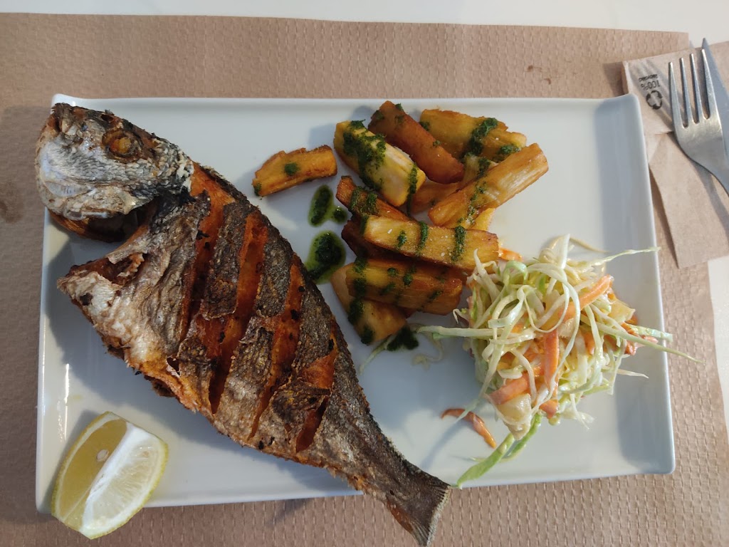 Arepera Yaracuy — Comida y bebida