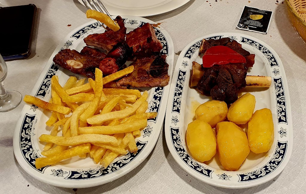 Cafe Restaurante O Xantar (Santiago de Compostela) — Comida y bebida