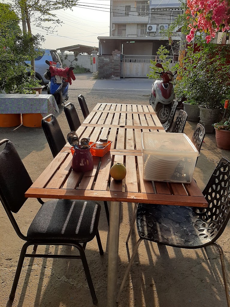 戴茶花園烤鴨 的照片