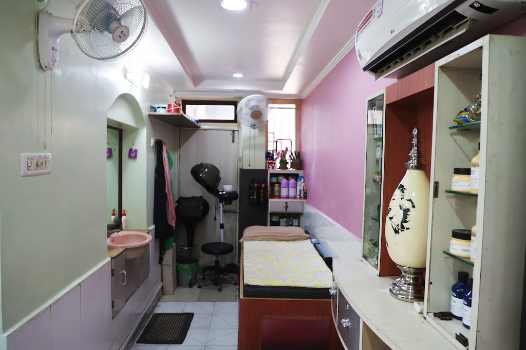 Glamour Touch Beauty Parlour