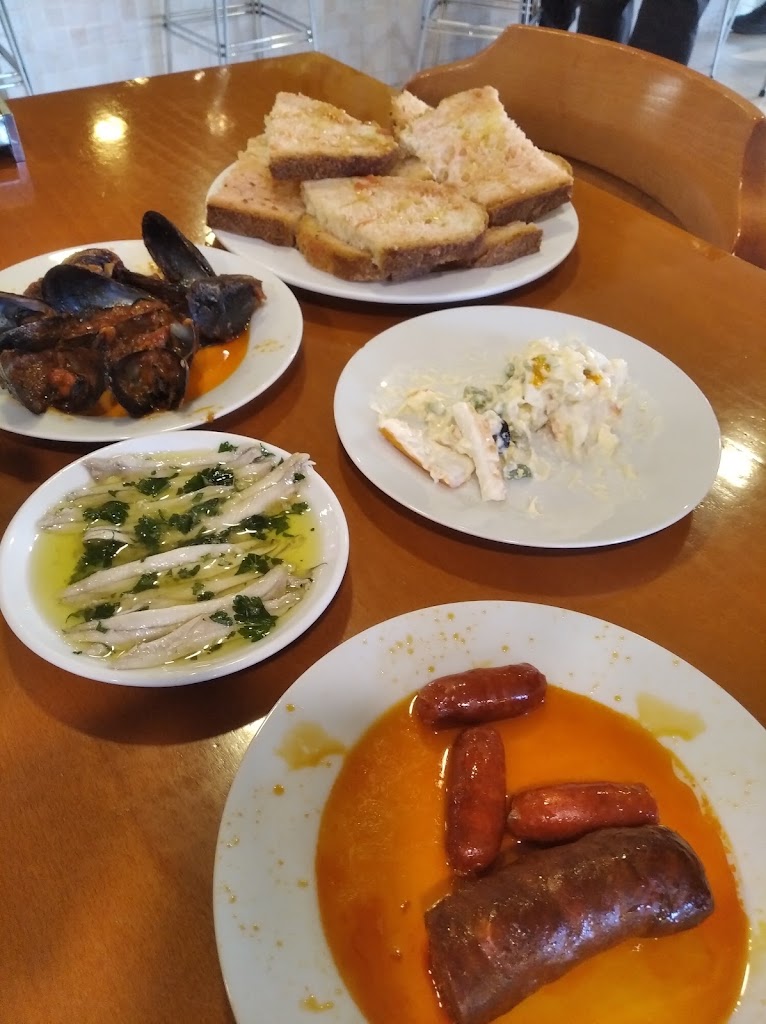QUE TAL DOS? — Comida y bebida