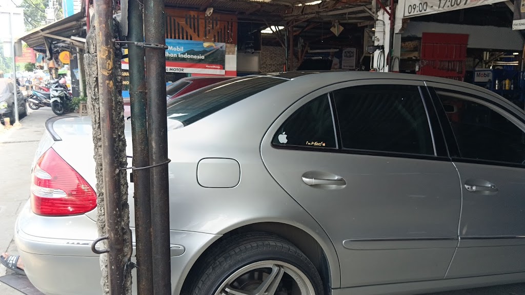 DWI TUNGGAL MOTOR - Bengkel Mobil Mercedez & BMW