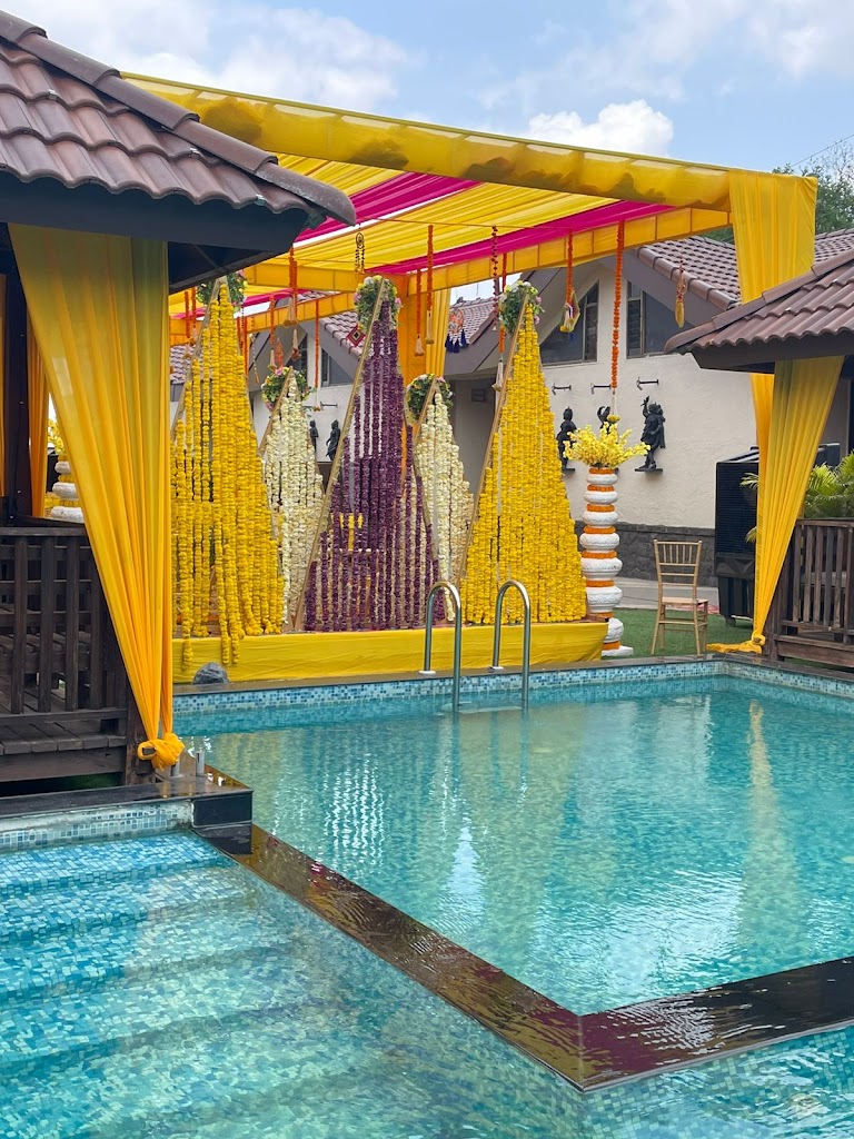 The Emerald Resort