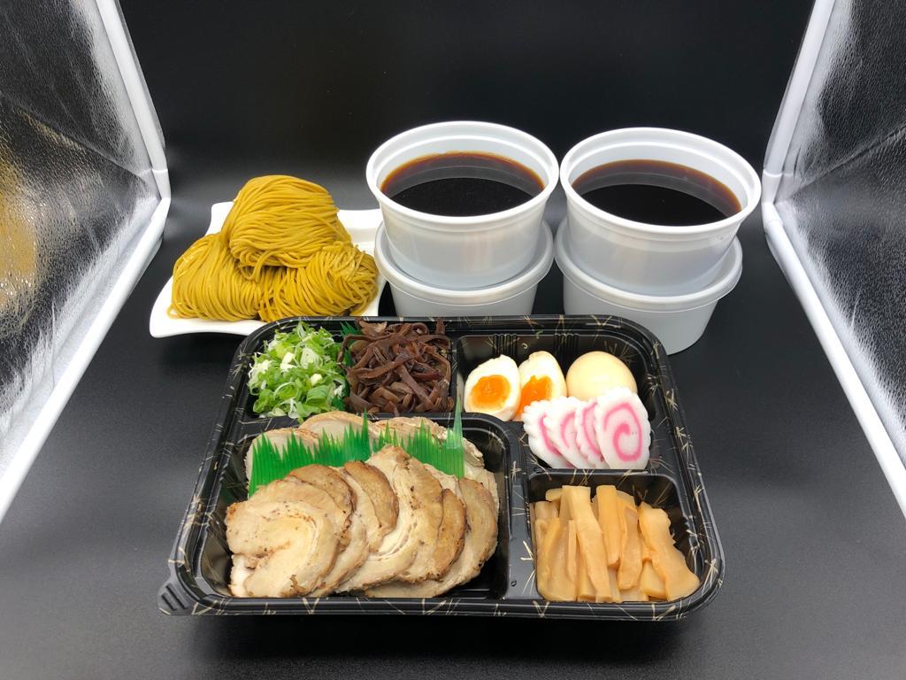 Ramen Kagura Getafe — Comida y bebida