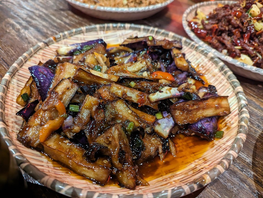 Aubergine