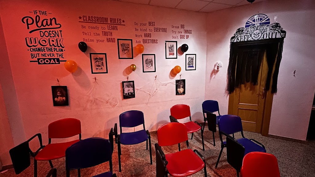 Moon's English Academy