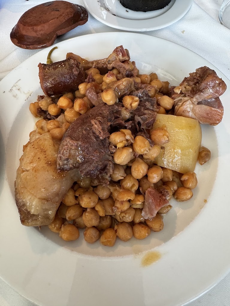 Restaurante La Nueva Canada — Cocido madrileno