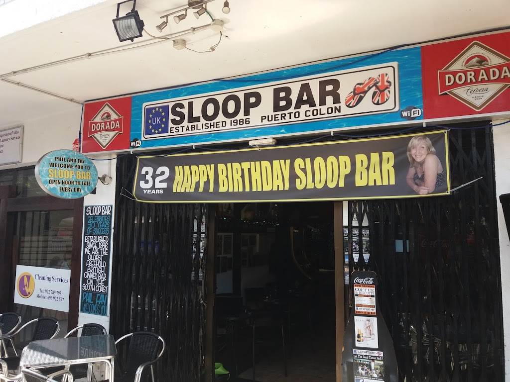 Sloop bar