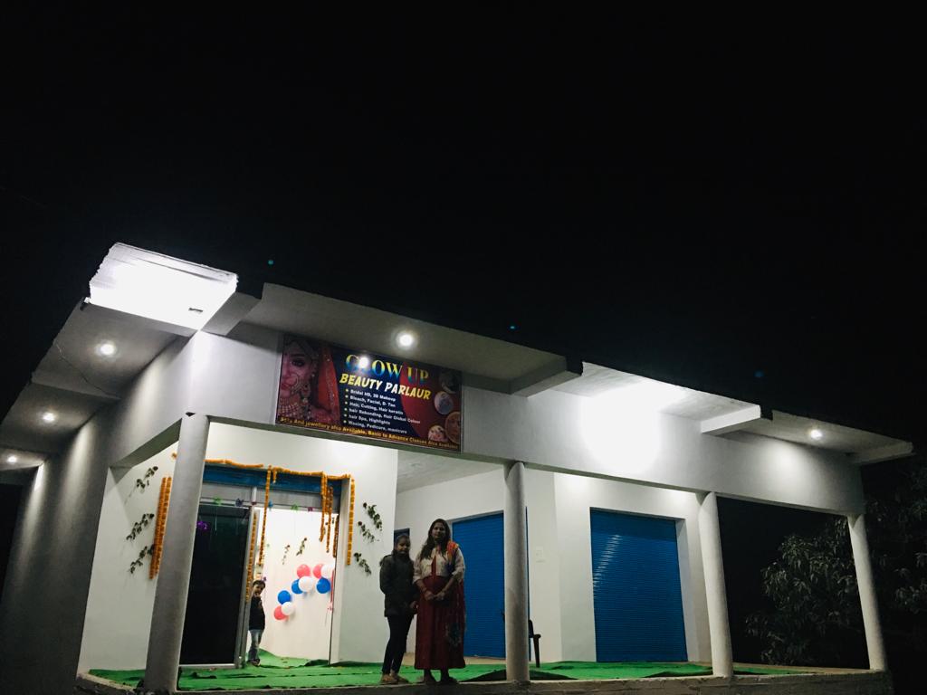 Glow Up Beauty Parlour