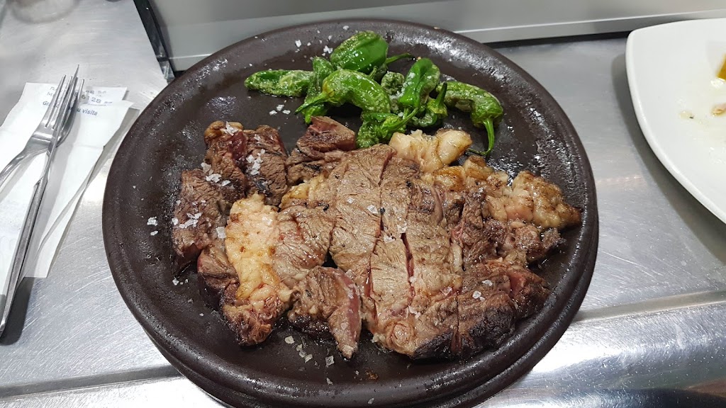 Cafe Bar Julio — Comida y bebida