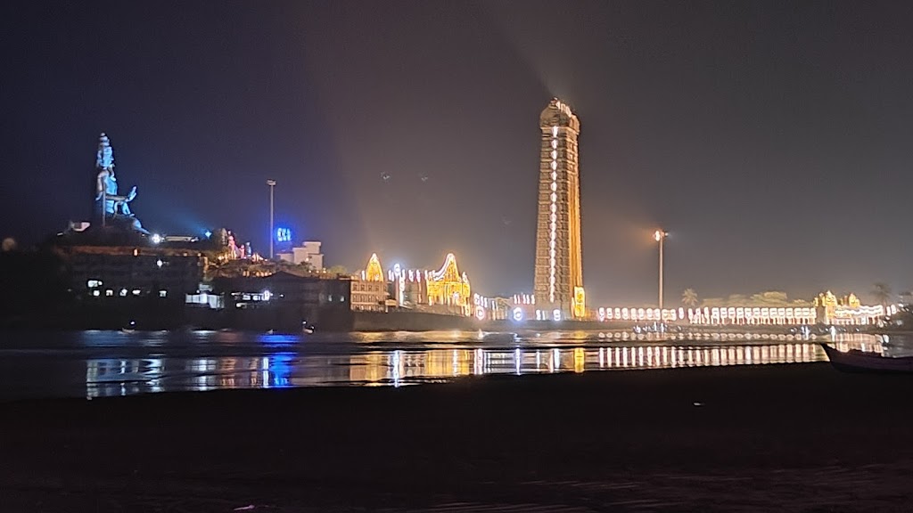Blue Pearl Beach Guest Hous - Hotel in Murudeshwar