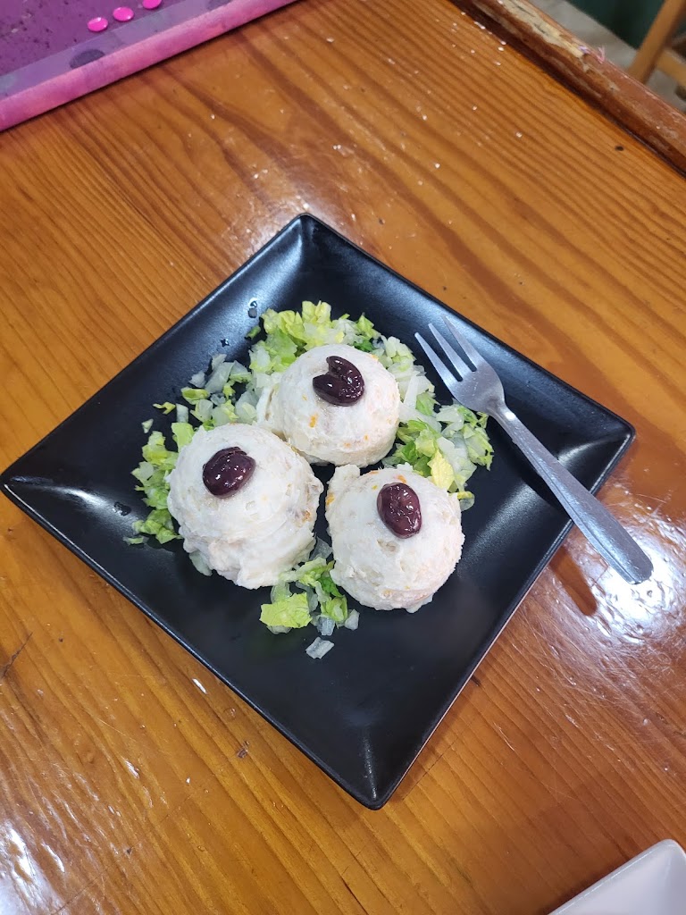 Bernardo - Cafe Bar — Comida y bebida