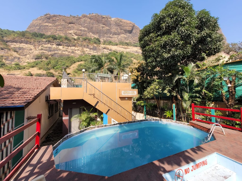 Mumbra Hill Resort