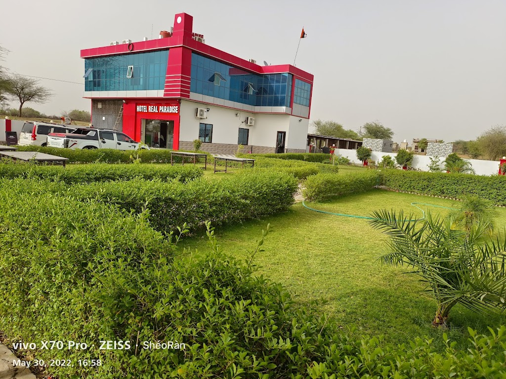 Hotel Real Paradise