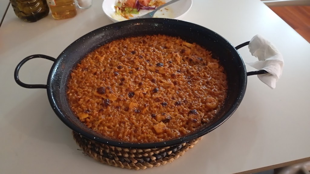 Bar El Refugio — Paella