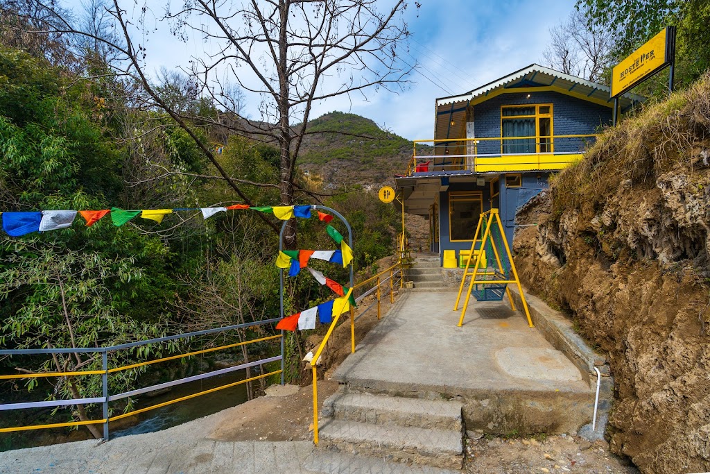 The Hosteller Mussoorie By The Streamside Kempty