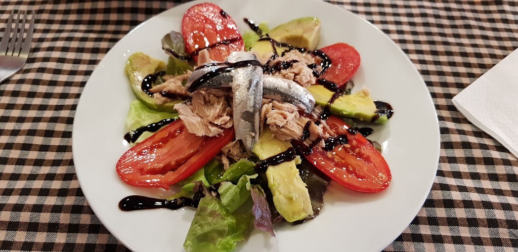 El Cafe de la Placa — Comida y bebida