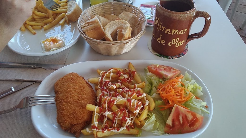 Restaurante Miramar — Comida y bebida