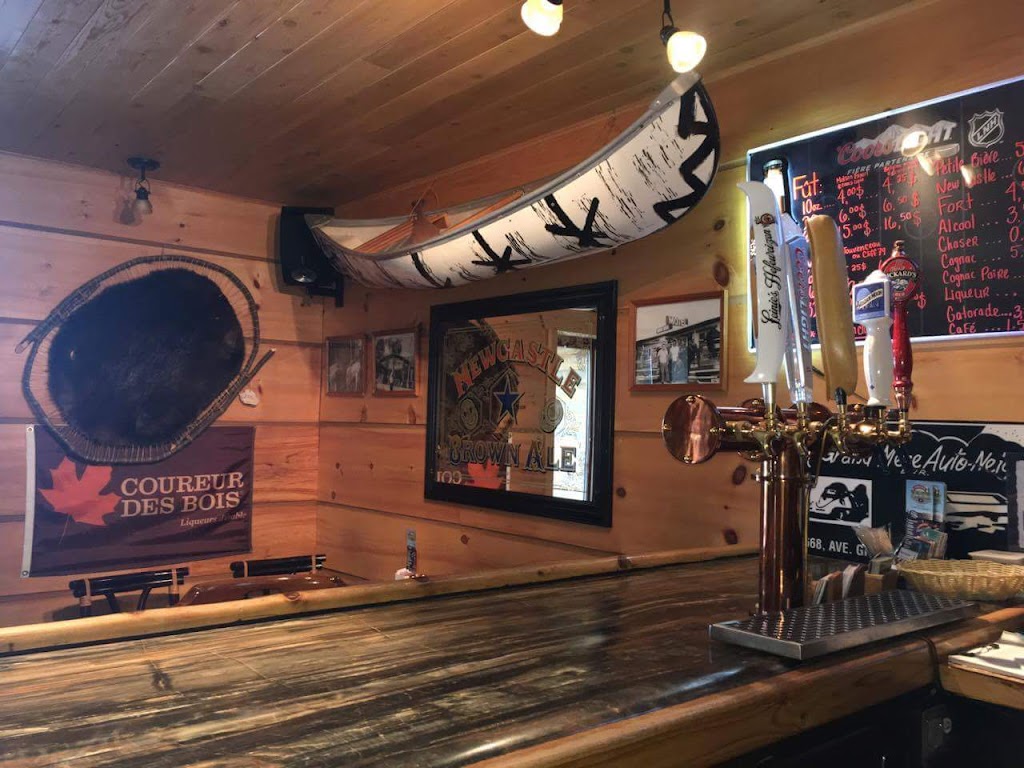 Bistro Le P'tit Canot in Shawinigan