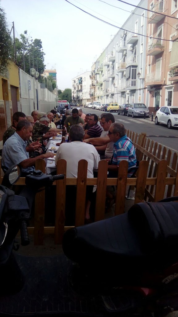 BAR ELS CACAORS — Ambiente