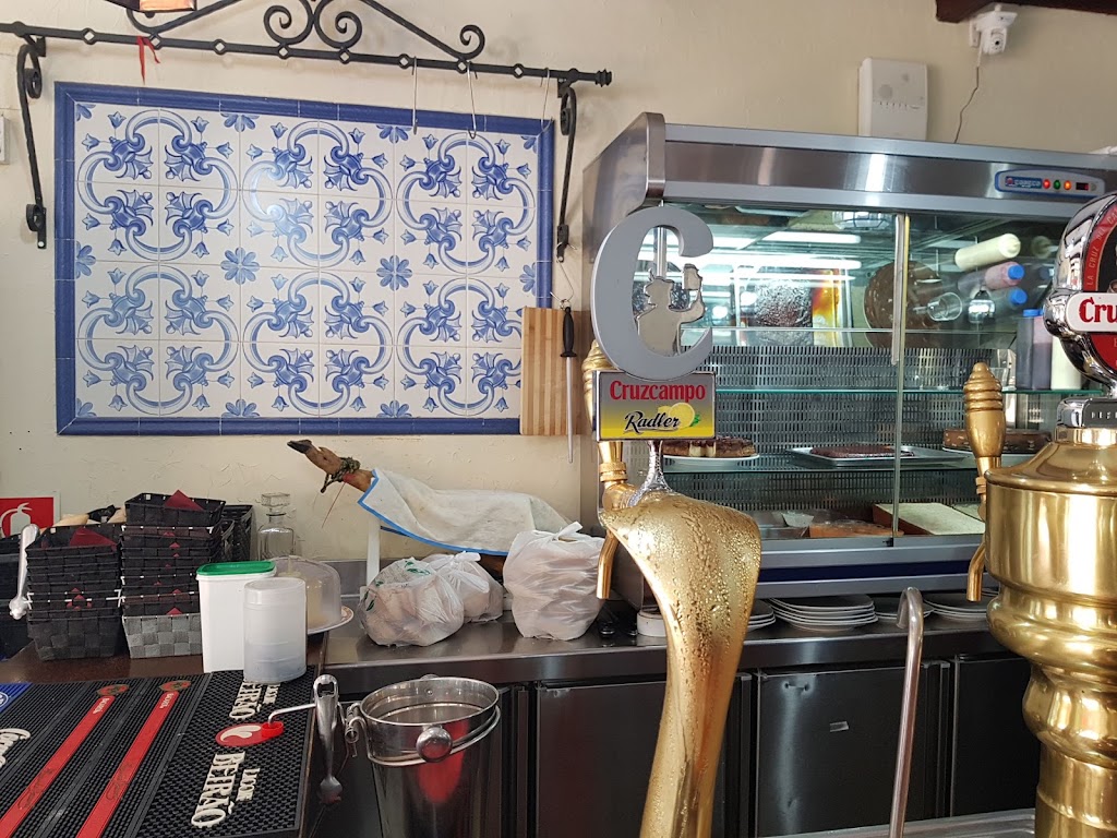 La Nueva Taberna — Comida y bebida