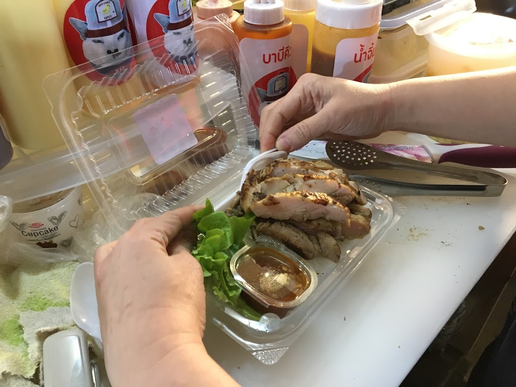KFP ไก่ย่างเลือกจิ้ม의 사진