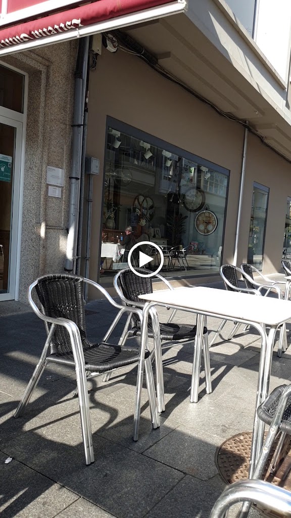 A de Pako Restaurante Vinoteca — Videos