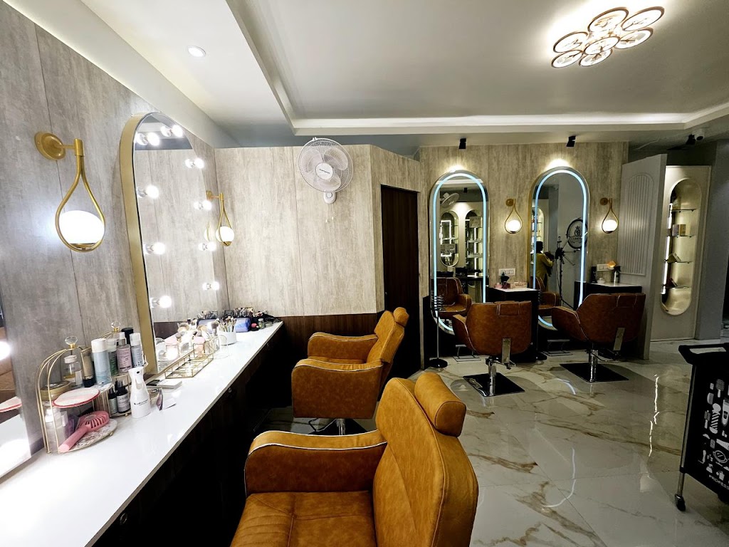 Priyanka Makeup Studio Salon Best Bridal Makeup In Prayagraj Hair Colouring And Treatments Facial Treatment By Experts