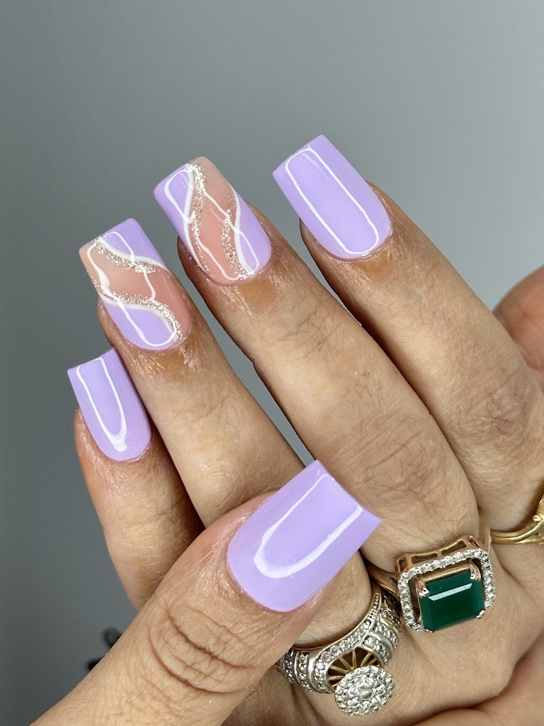 Lush Brush The Nail And Lash Studio