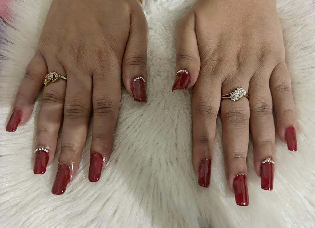 Colourbox Nail Extensions