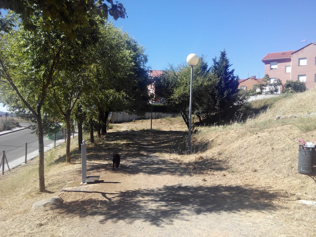 Zona Esparcimiento Canino Villaquilambre