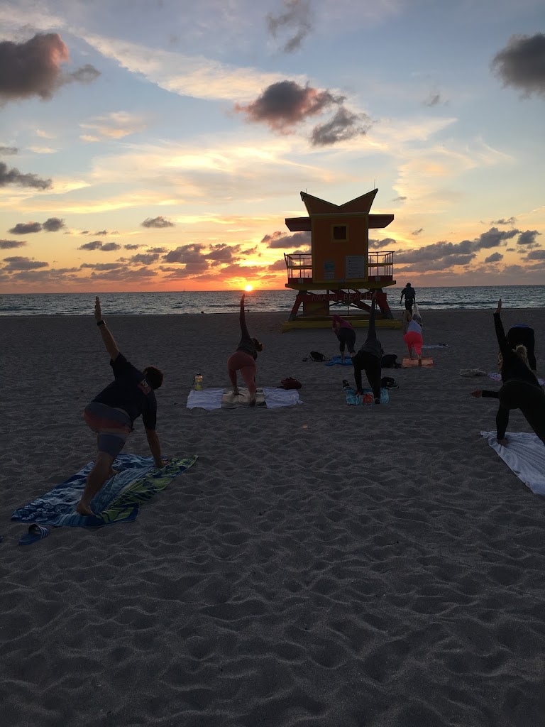 3rd Street Beach Yoga