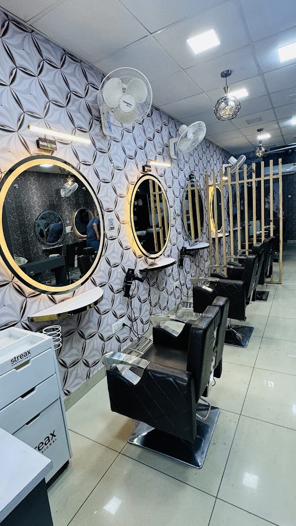 Mustafa Salon Hair N Beauty Academy