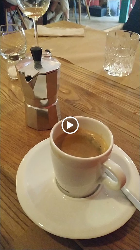 DiFferent Restaurant by Miquel Pello — Videos