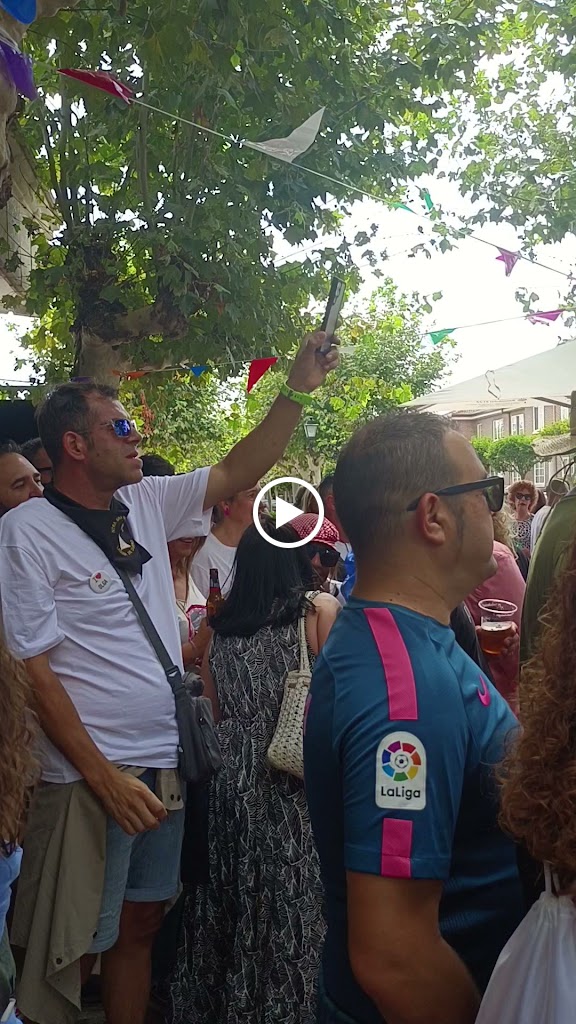 Bar deja vu — Videos