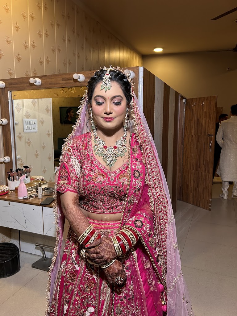 Deepanjali Unisex Salon Makeup Studio