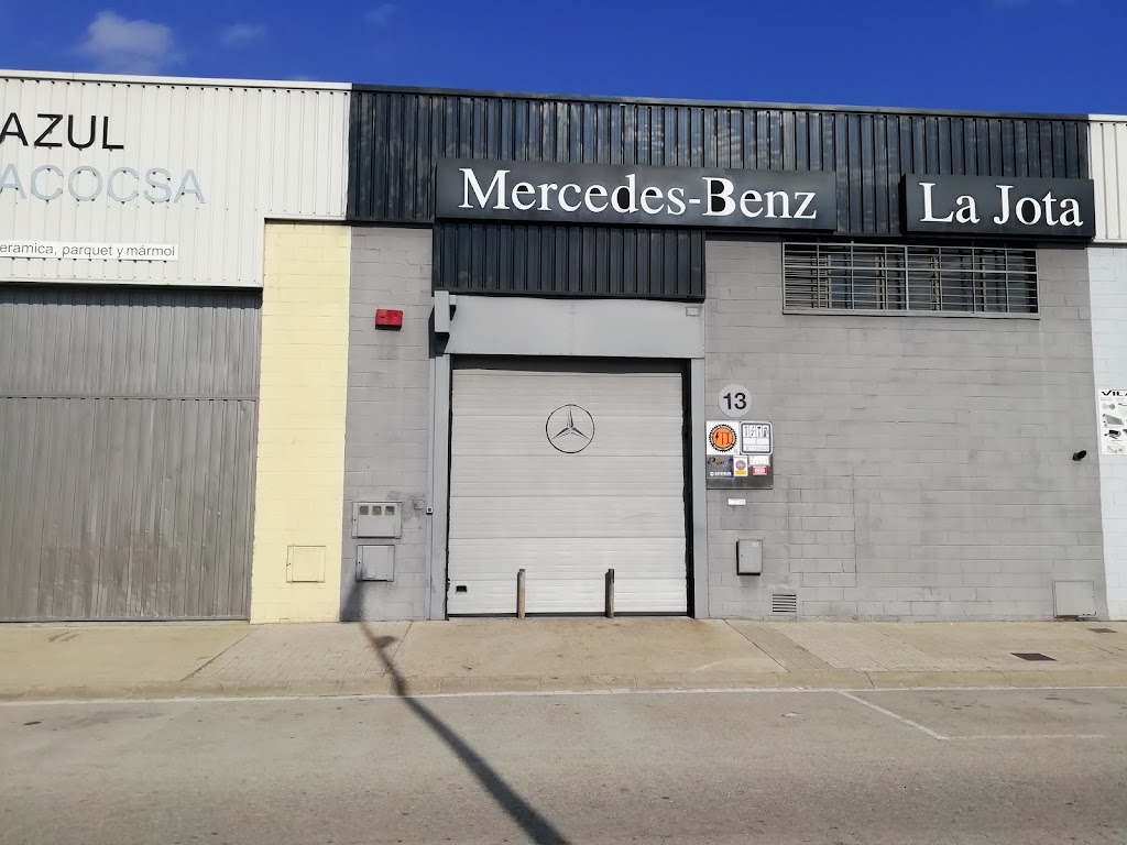 Talleres La Jota S.L — Exterior