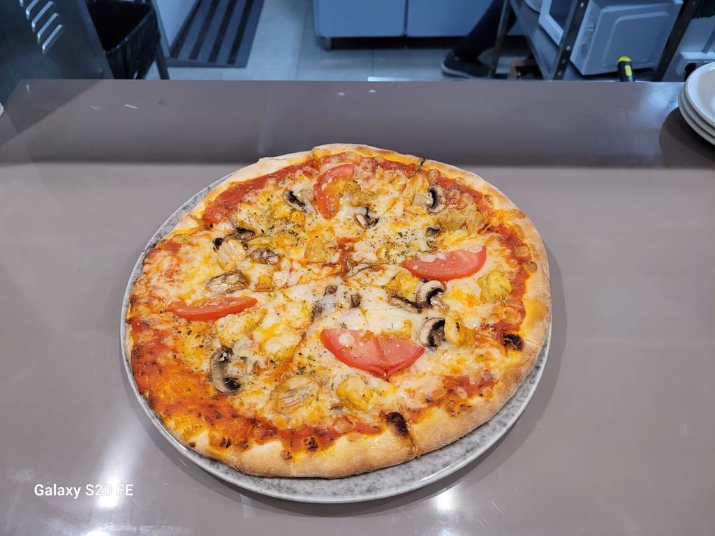 Village food — Pizza