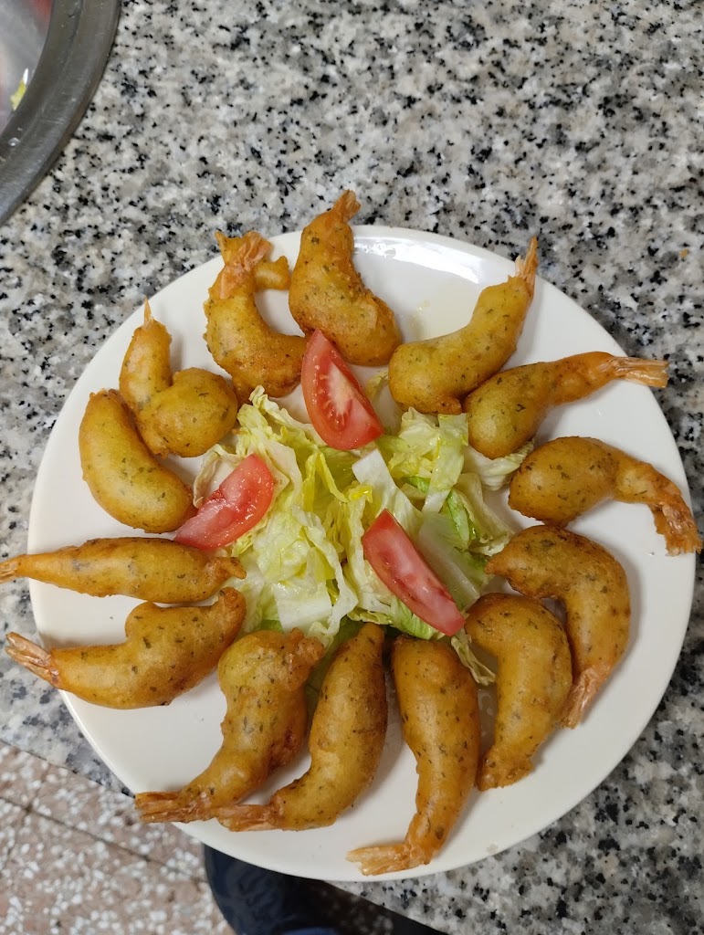 BAR REYES — Comida y bebida