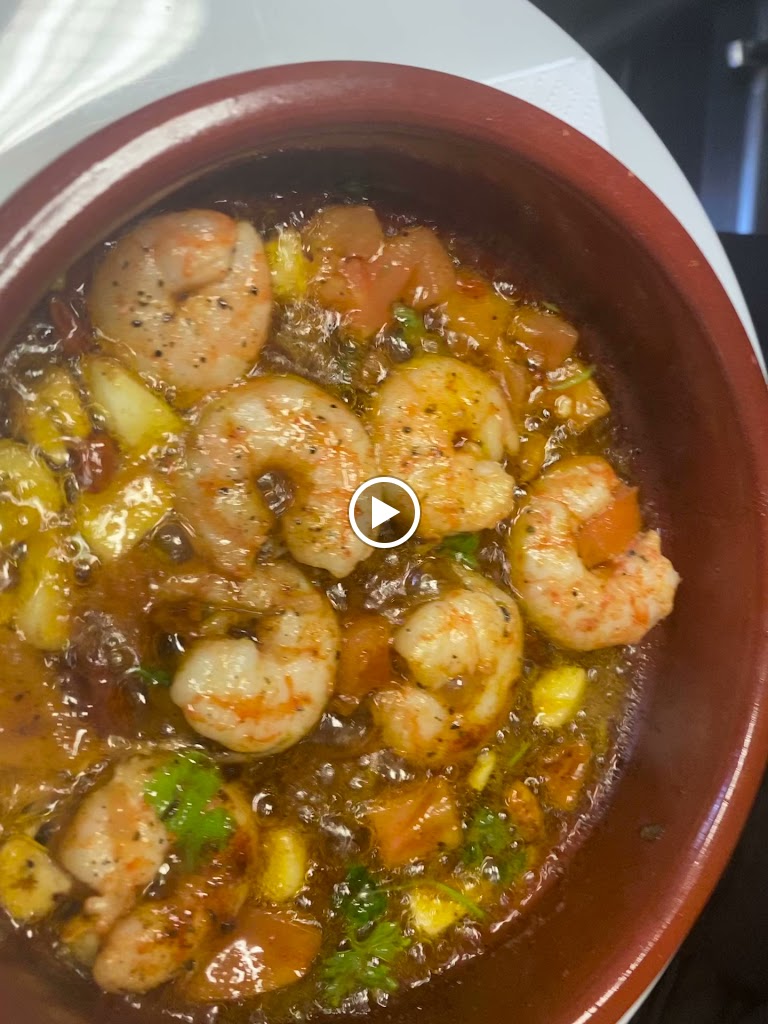 Vasari Cafe — Videos