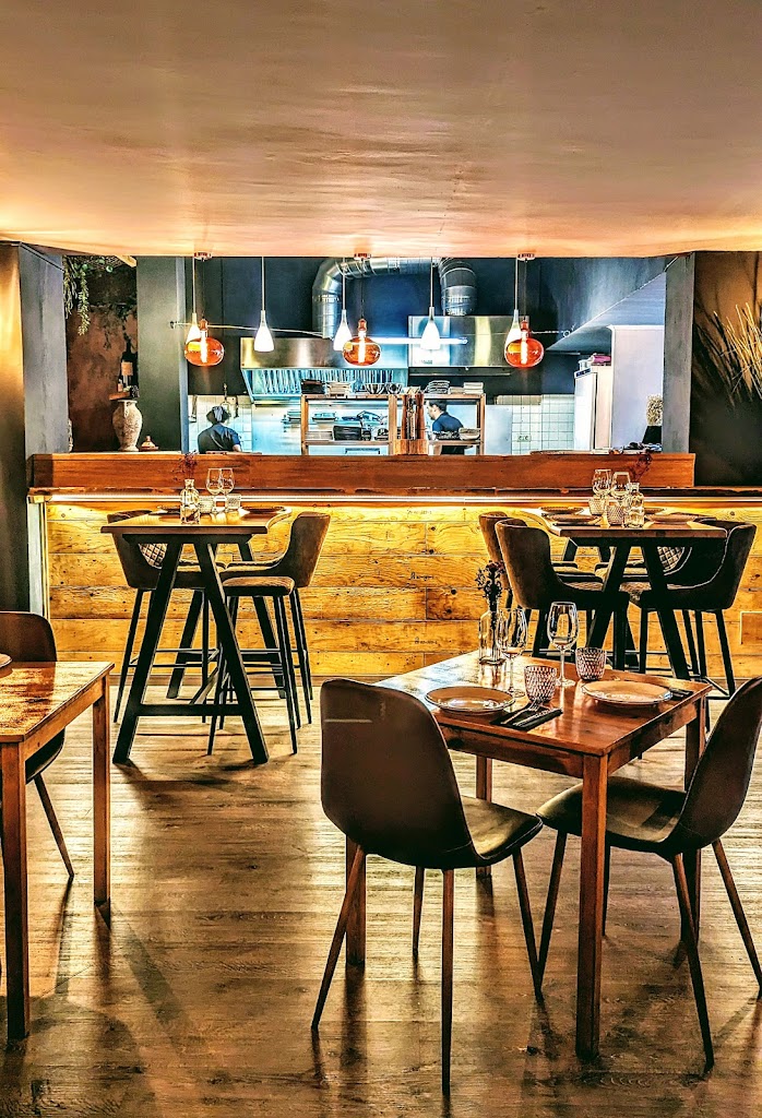 MARBOA Gastrobar & Cocktails