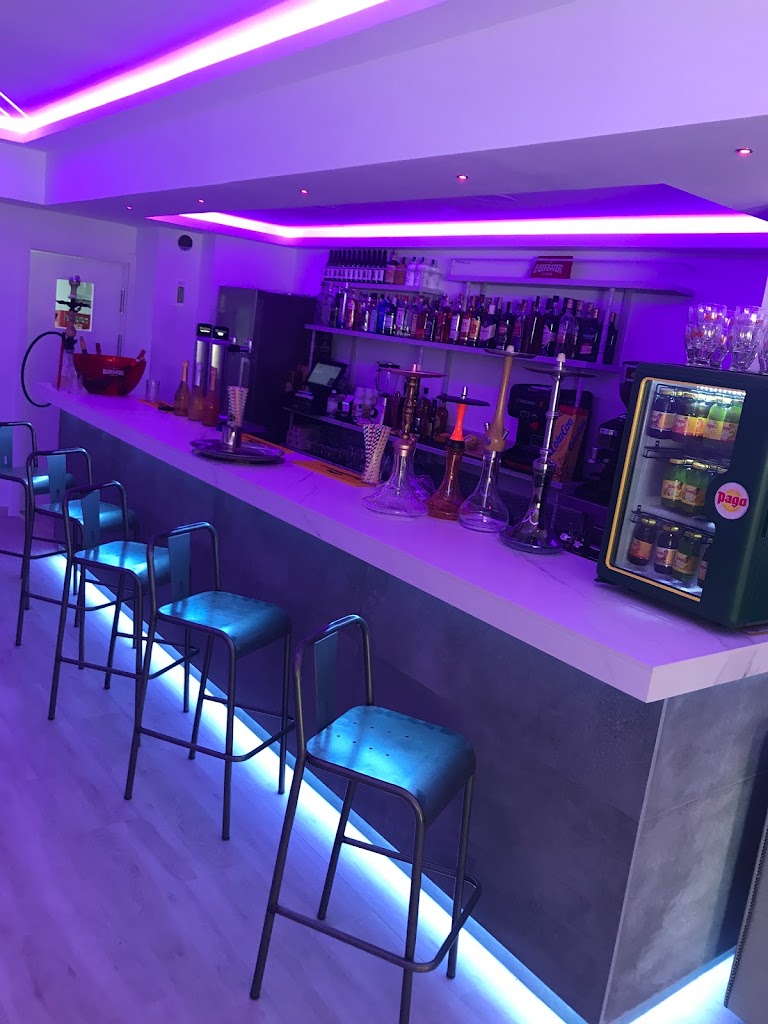 MOONDREAM LOUNGE — Ambiente