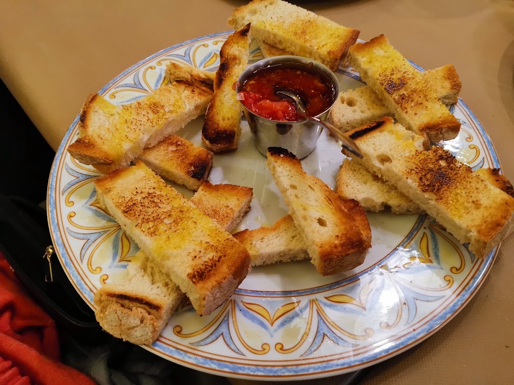 Restaurante Brujas y Flandes — Comida y bebida