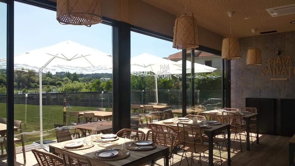 Playa salvaje Sanxenxo Gastrobar