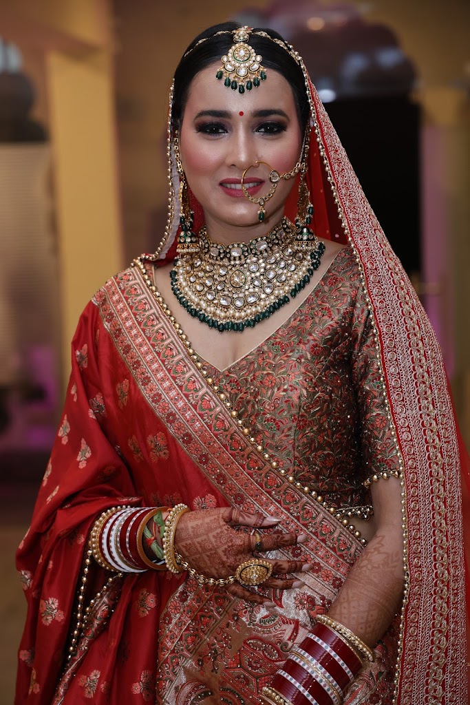 Rb S Unisex Hair Beauty Salon Makeup Salon Makeup Artist Dwarka Best Salon In Dwarka Best Hair Salon In Dwarka